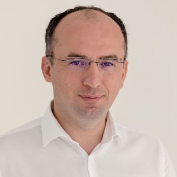 Dr Marius Geanta